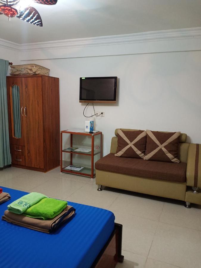 Le Barang Steakhouse & Guesthouse สีหนุวิลล์ ภายนอก รูปภาพ