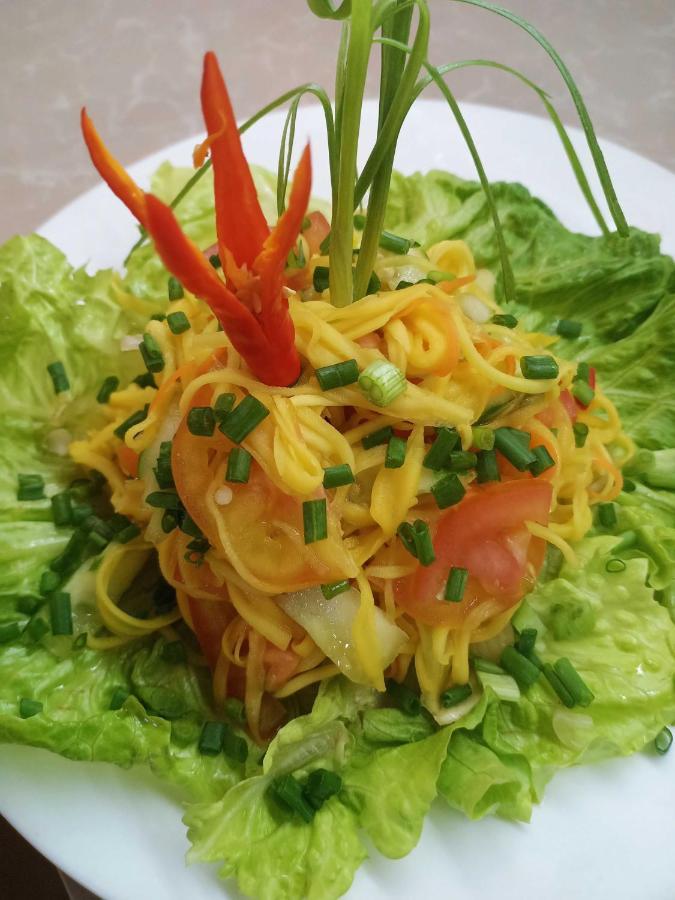 Le Barang Steakhouse & Guesthouse สีหนุวิลล์ ภายนอก รูปภาพ