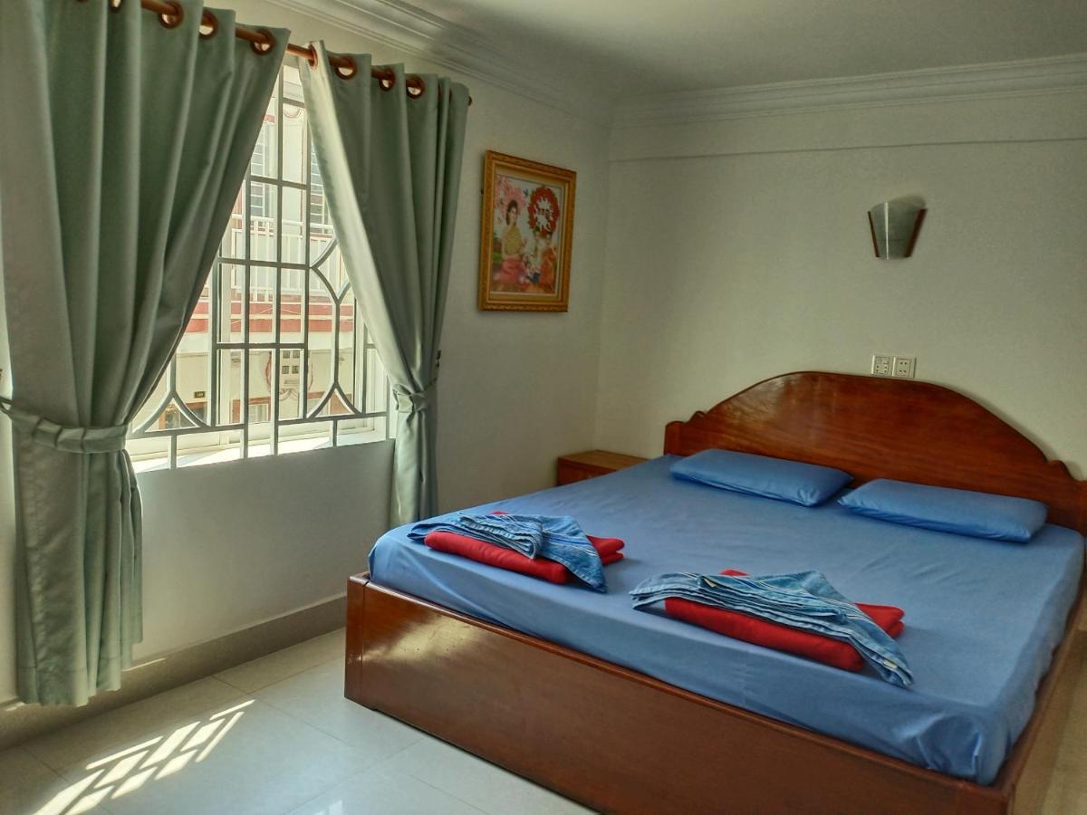 Le Barang Steakhouse & Guesthouse สีหนุวิลล์ ภายนอก รูปภาพ